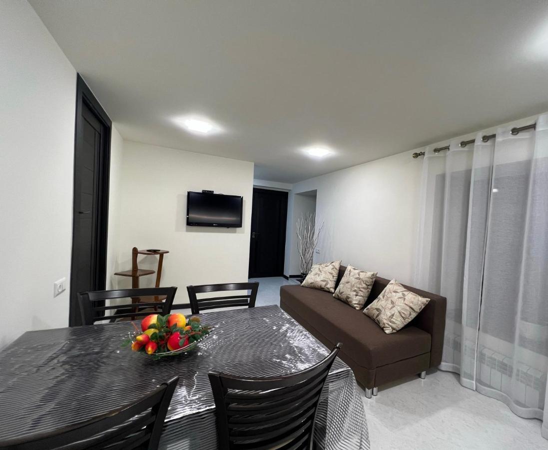 Апартаменты Cosy flat Ереван Экстерьер фото